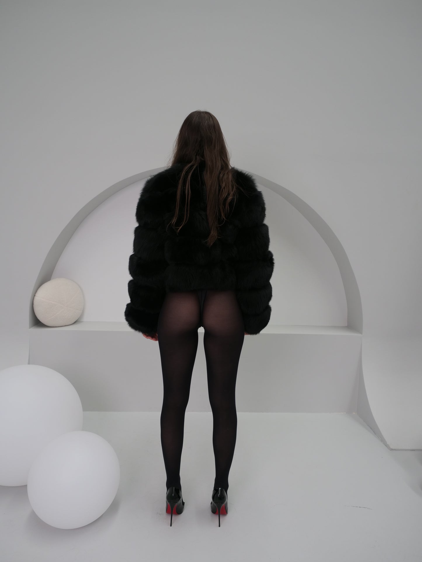 Cleopatra Fox Fur Coat in Black